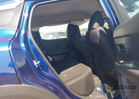 2025 Nissan Kicks S Intelligent Awd z USA, uszkodzony, nr VIN 3N8AP6BB7SL363097